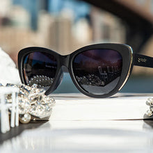 Load image into Gallery viewer, goodr Breakfast Run to Tiffany&#39;s Sunglasses