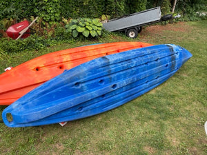 Rental Akona Crusader Tandem Kayak With 2 Paddles - Blue