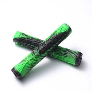 Envy Handlebar Grips V2 - Green/Black